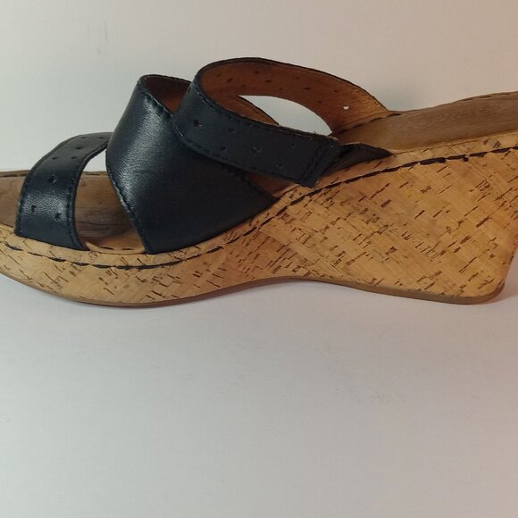 BORN Black Strappy Sandals Criss Cross Wedge Women Leather Shoes Size 8M - Picture 7 of 13